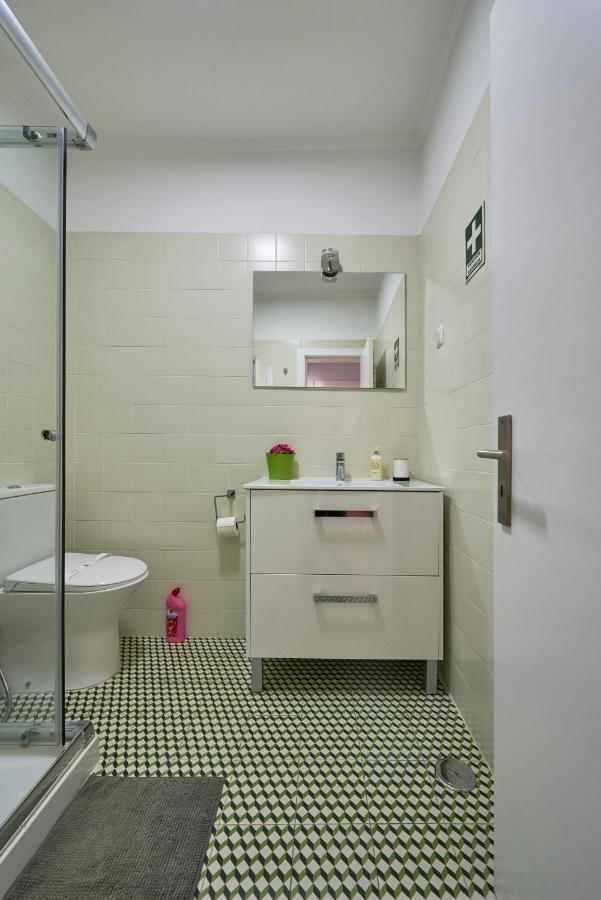 Elegant Riverview Apartment In Historical Lisabona Exterior foto