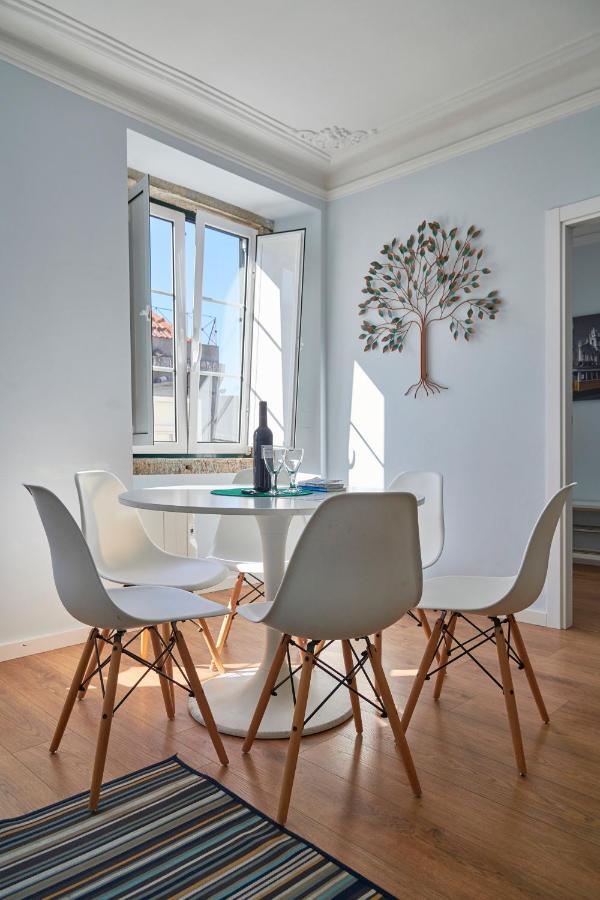 Elegant Riverview Apartment In Historical Lisabona Exterior foto