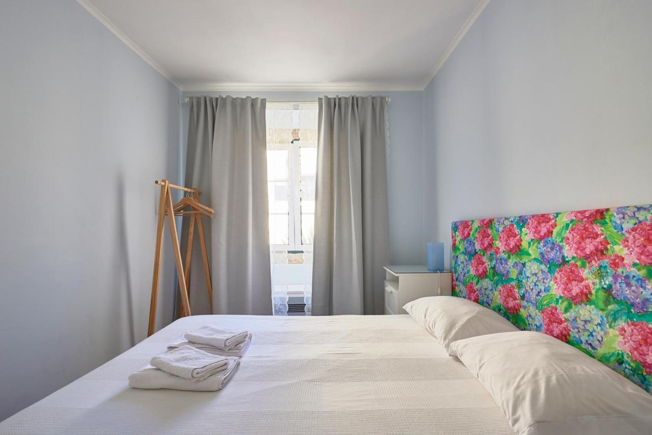 Elegant Riverview Apartment In Historical Lisabona Exterior foto
