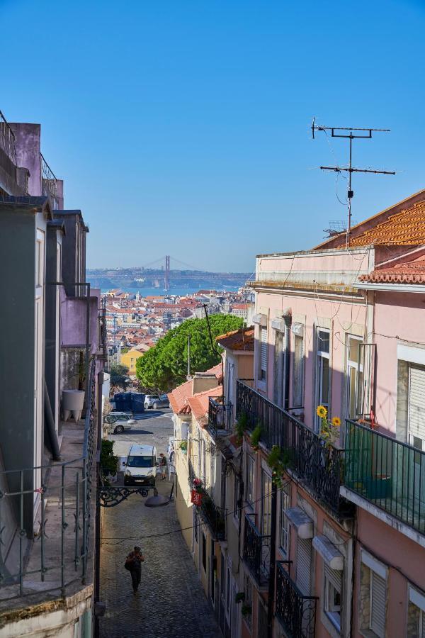 Elegant Riverview Apartment In Historical Lisabona Exterior foto
